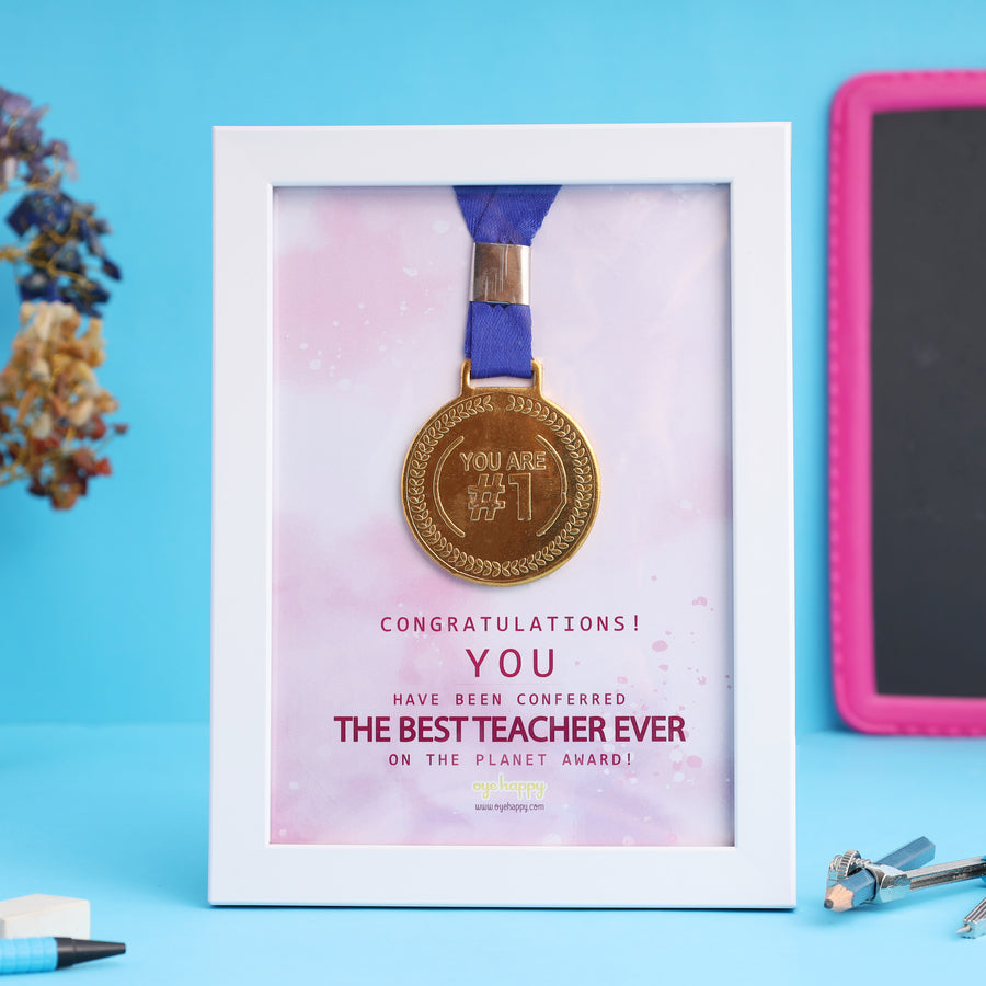 Best Teacher Medal (Set of 3)