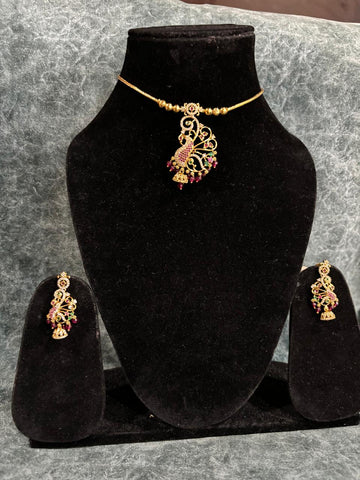 Choker Set with elegant earrings