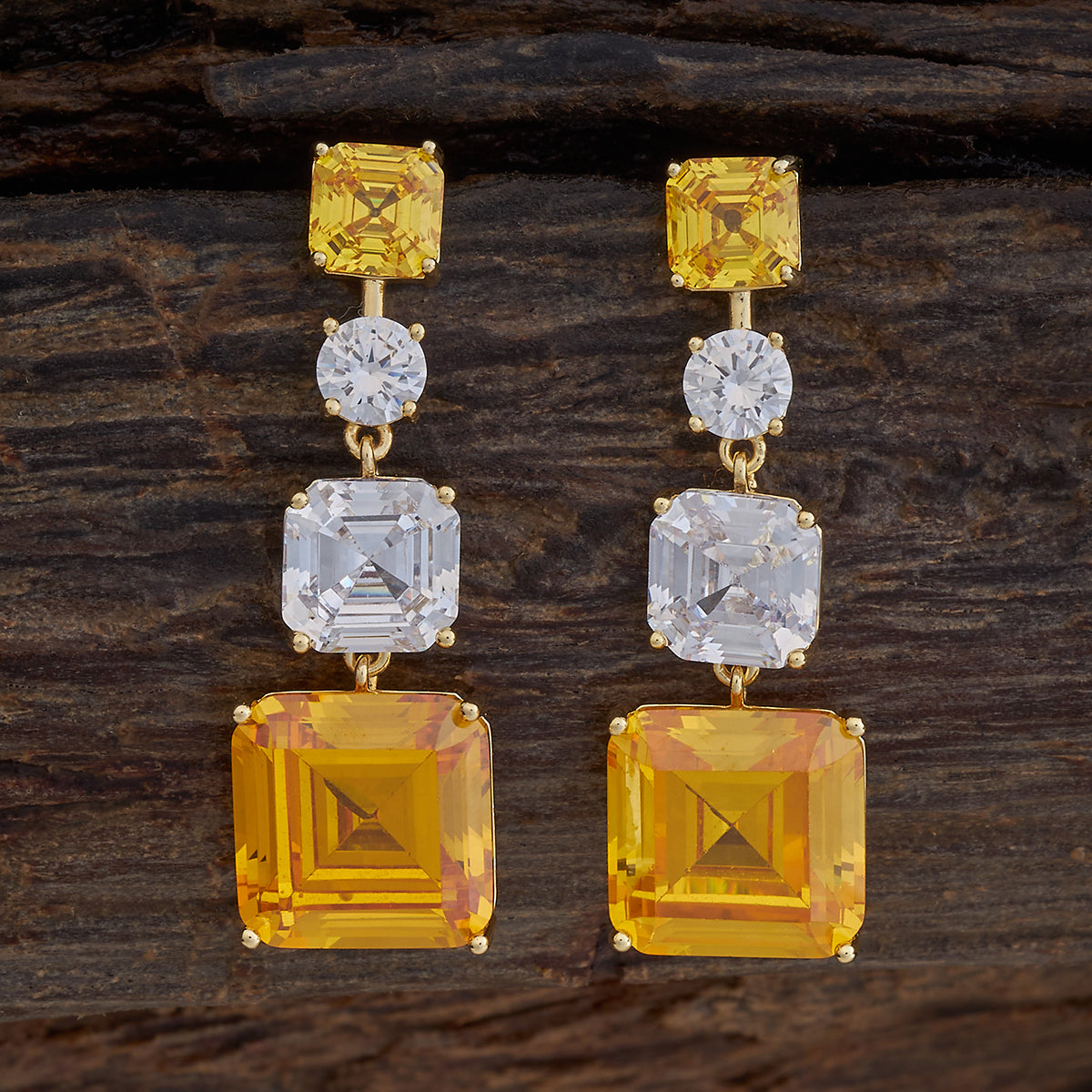 Zircon Earring 179096