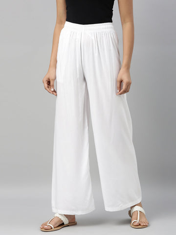 Women Solid White Woven Viscose Mid Rise Basic Palazzos