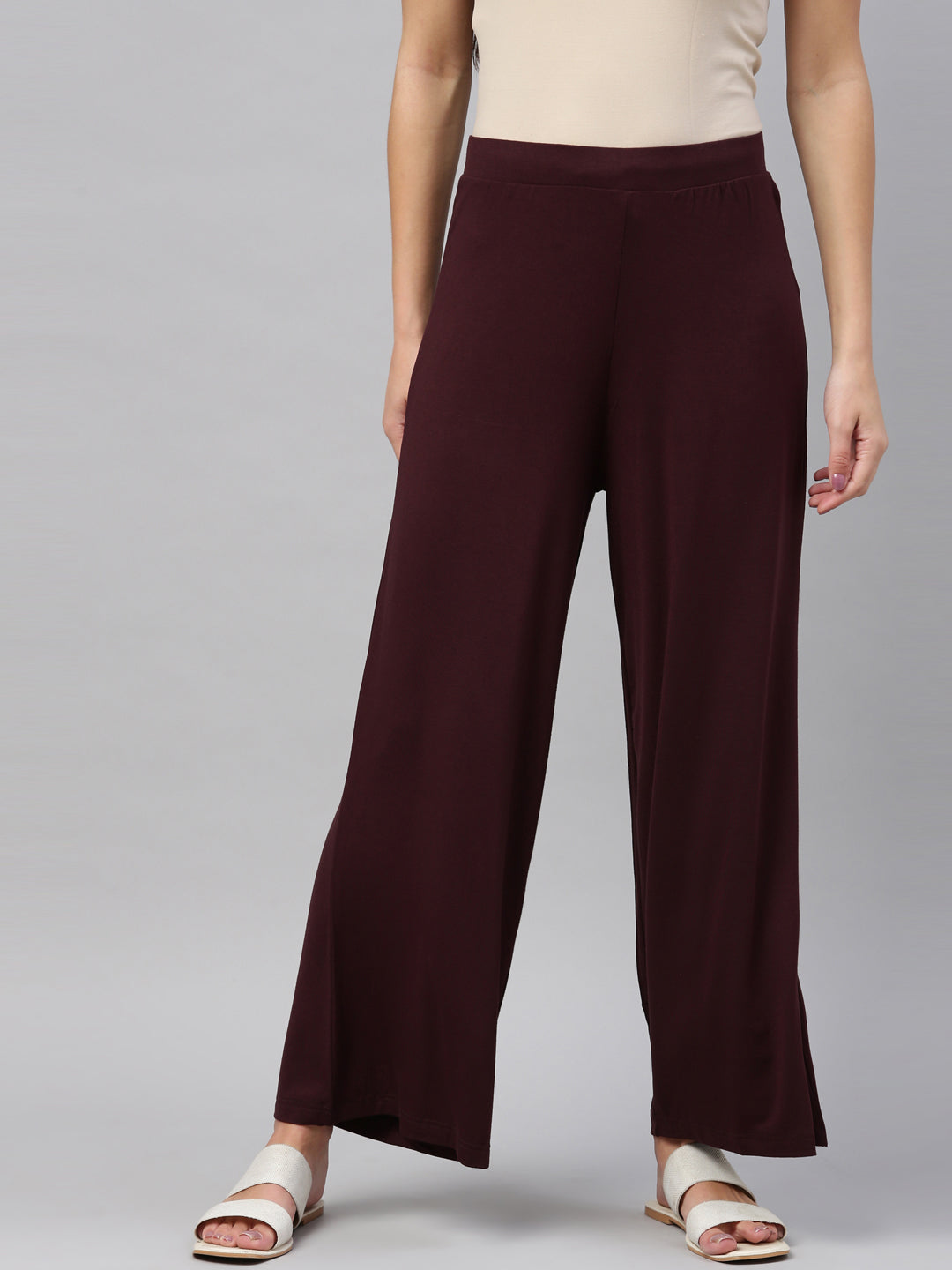 Women Solid Dark Wine Viscose Mid Rise Knit Palazzos