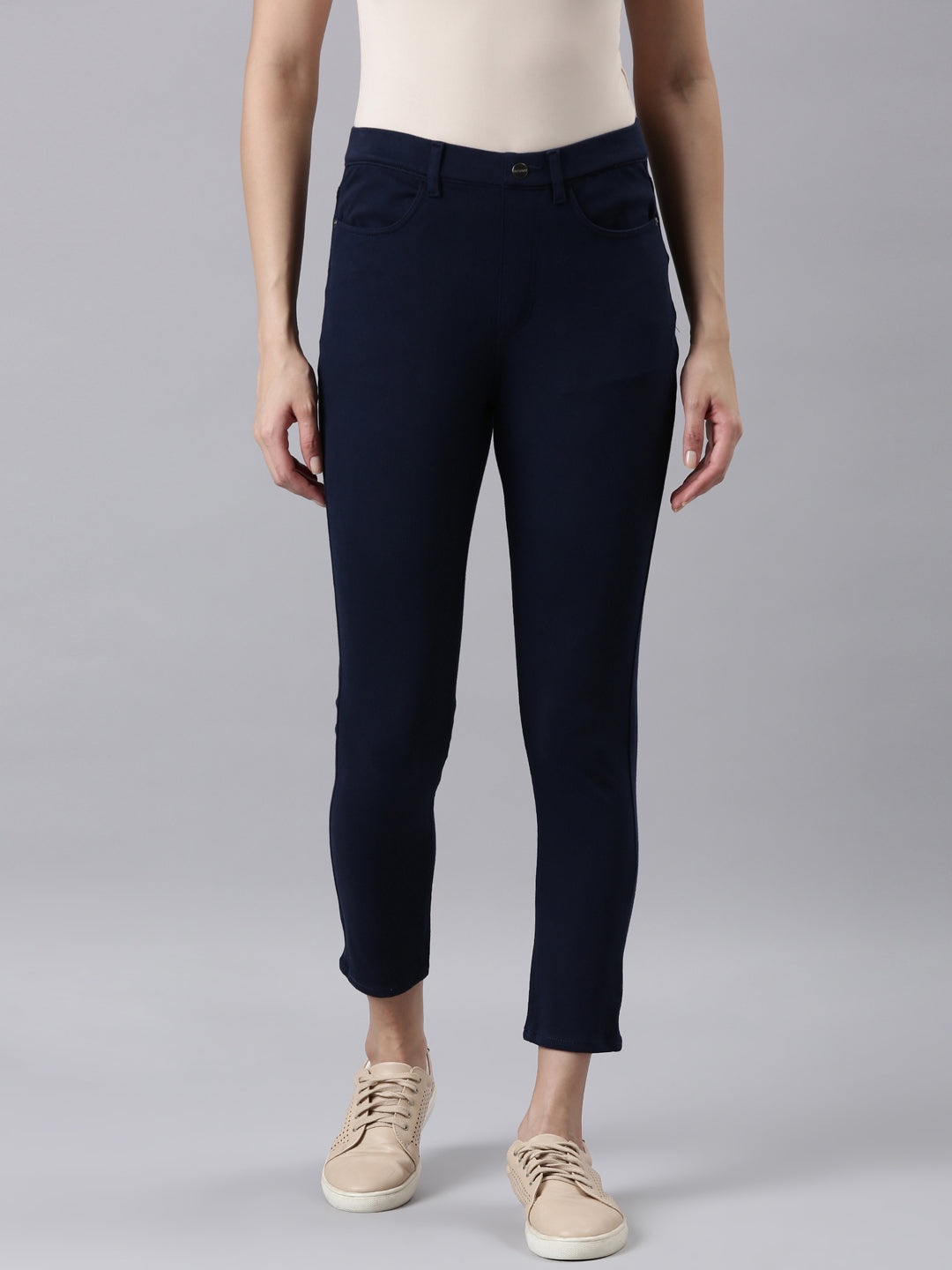 Women Solid Navy Mid Rise Cropped Jeggings