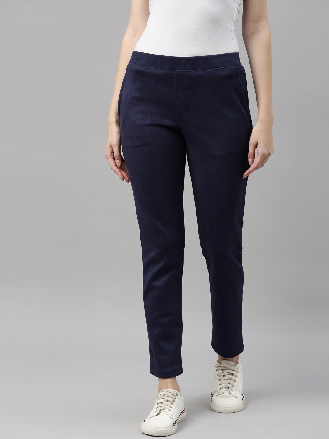 Women Solid Navy Mid Rise Suede Treggings