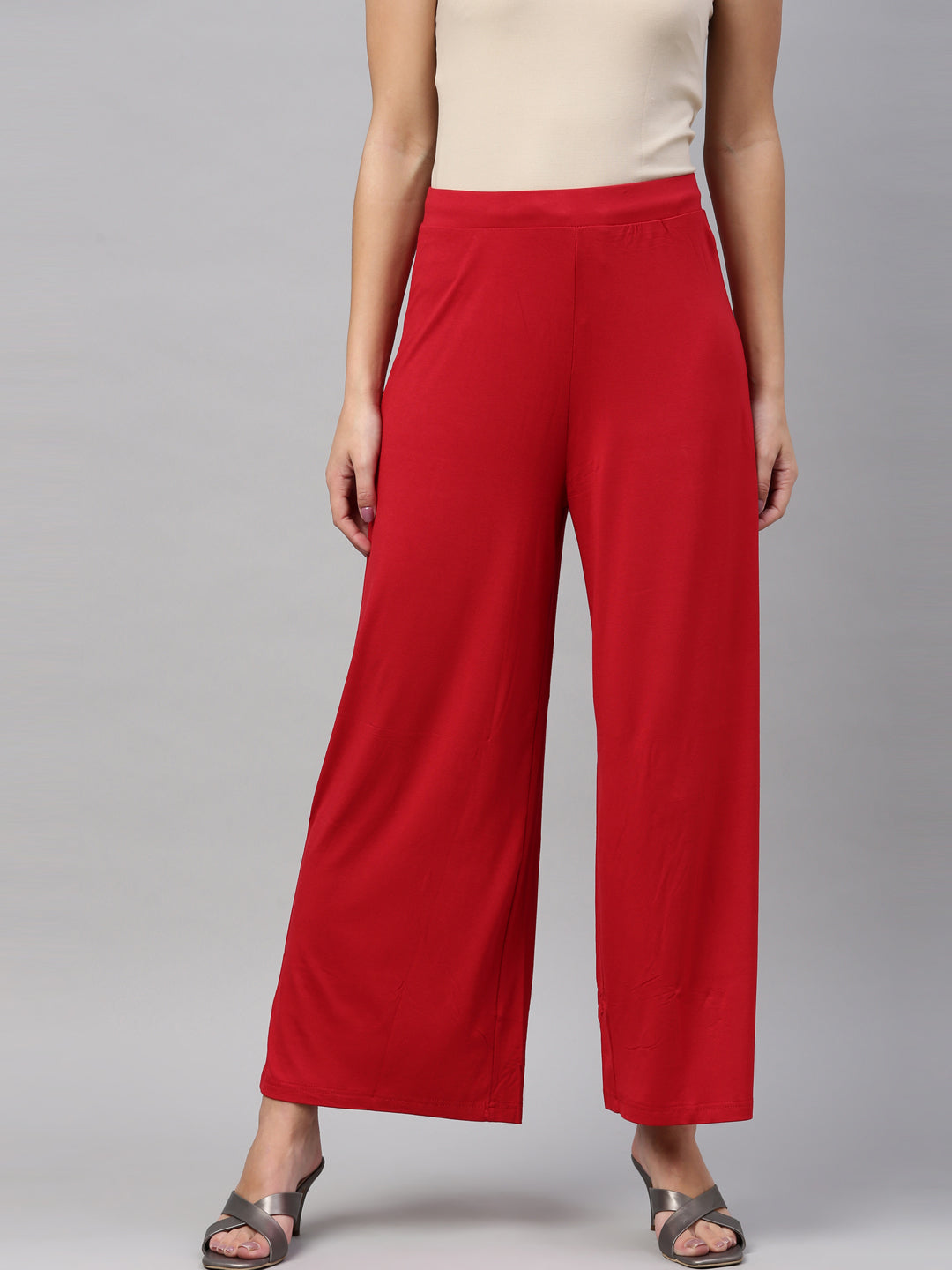 Women Solid Cherry Viscose Mid Rise Knit Palazzos