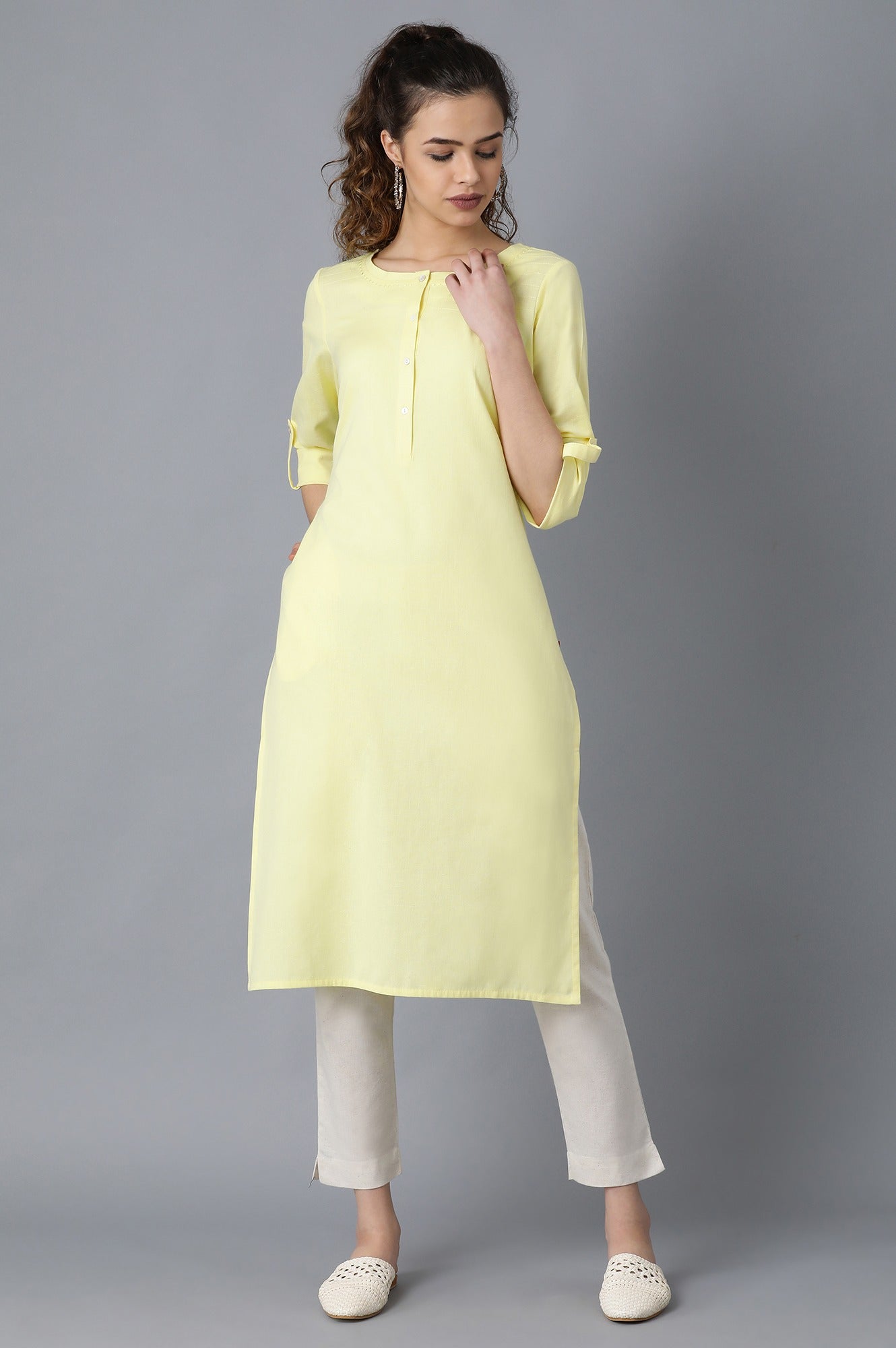 Yellow Round Neck Solid kurta