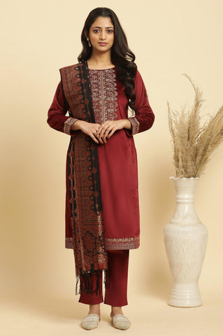 Maroon Velvet Embroidered Kurta, Pants And Jacquard Dupatta Set