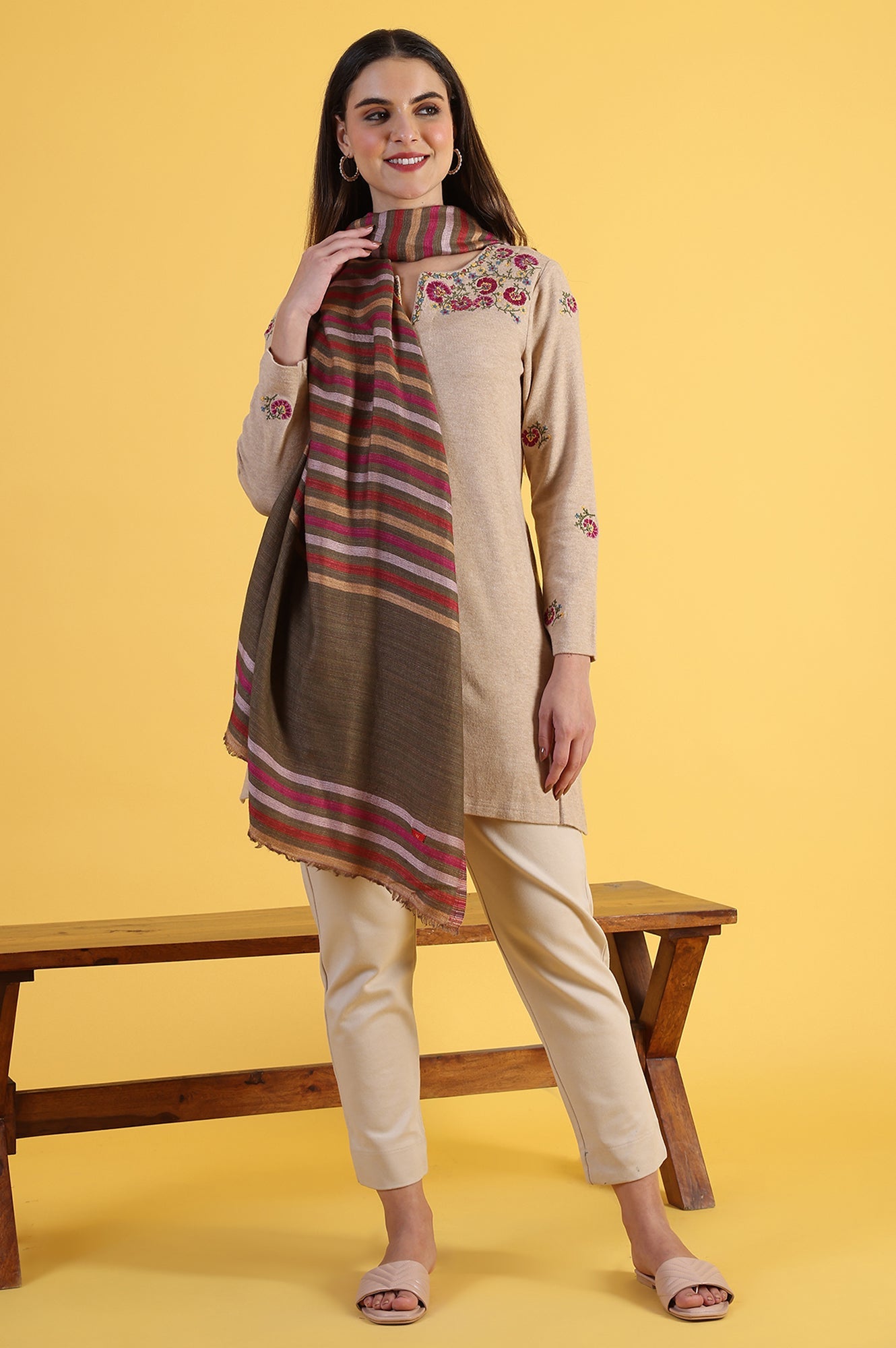 Multicolour Yarn Dyed Acrylic Shawls & Stole