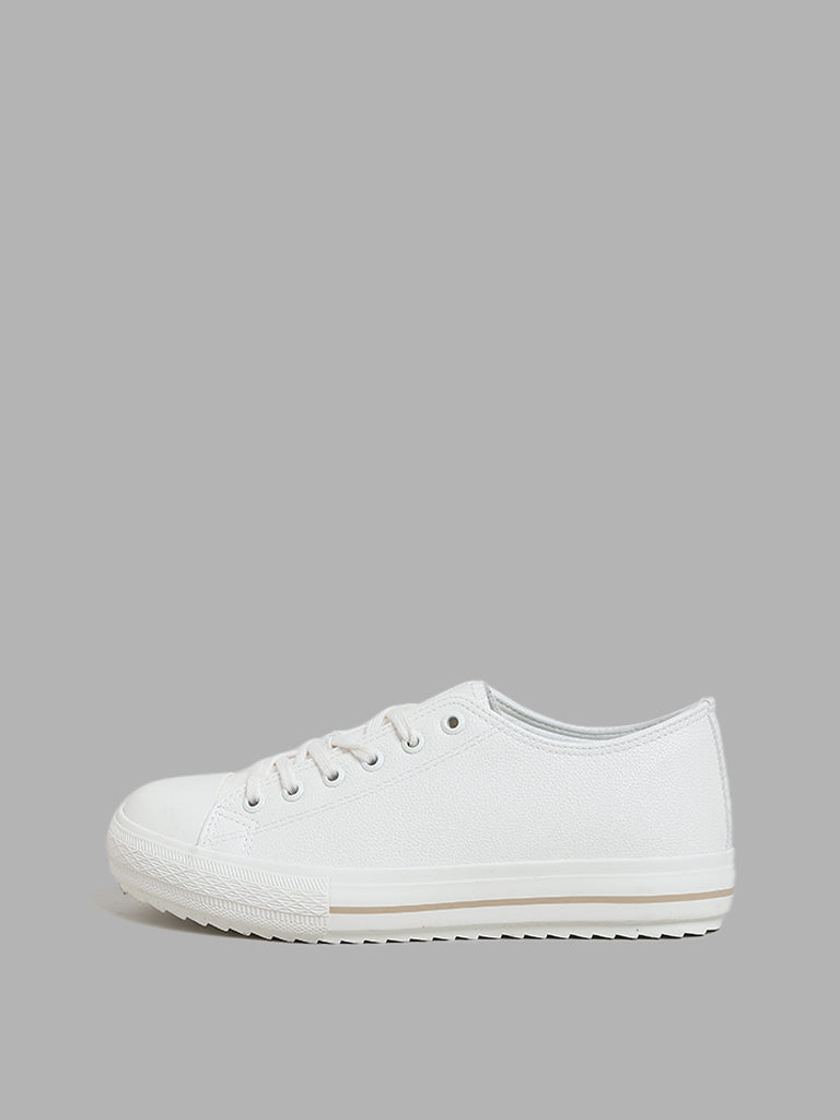 Luna blu sale white shoes