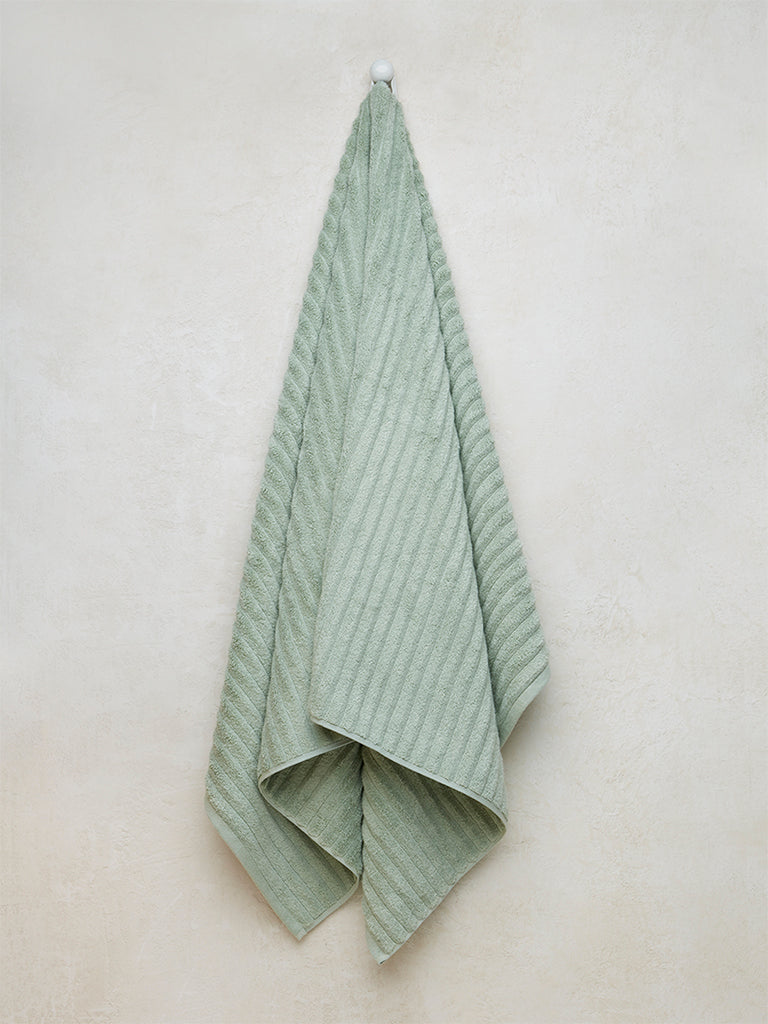 Westside Home Light Sage Self-Striped Luxe Bath Towel