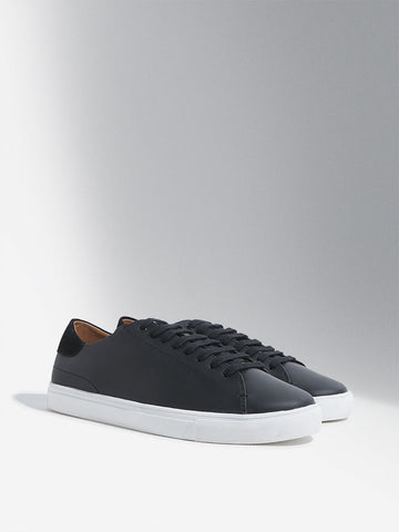 SOLEPLAY Black Lace-Up Sneakers