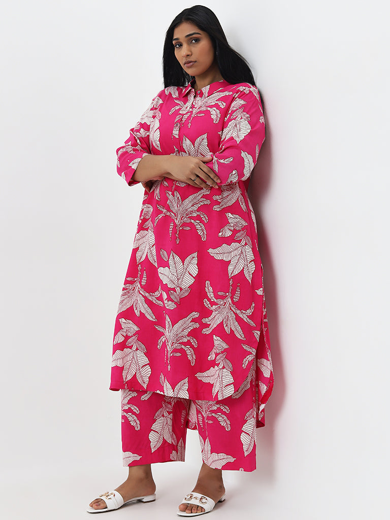 Diza Magenta Foliage Printed A-Line Cotton Kurta