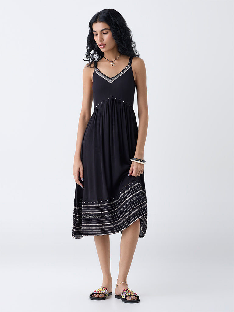 Bombay Paisley Black Embroidered A-Line Dress
