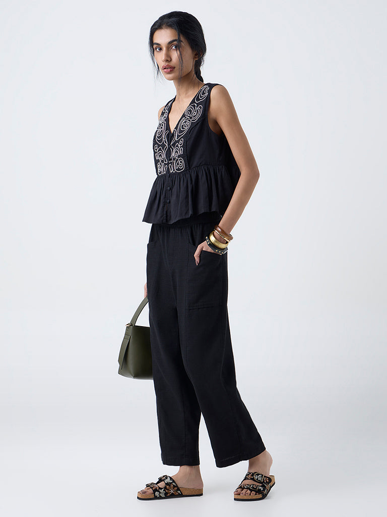 Bombay Paisley Black Solid Cotton-Blend Pants