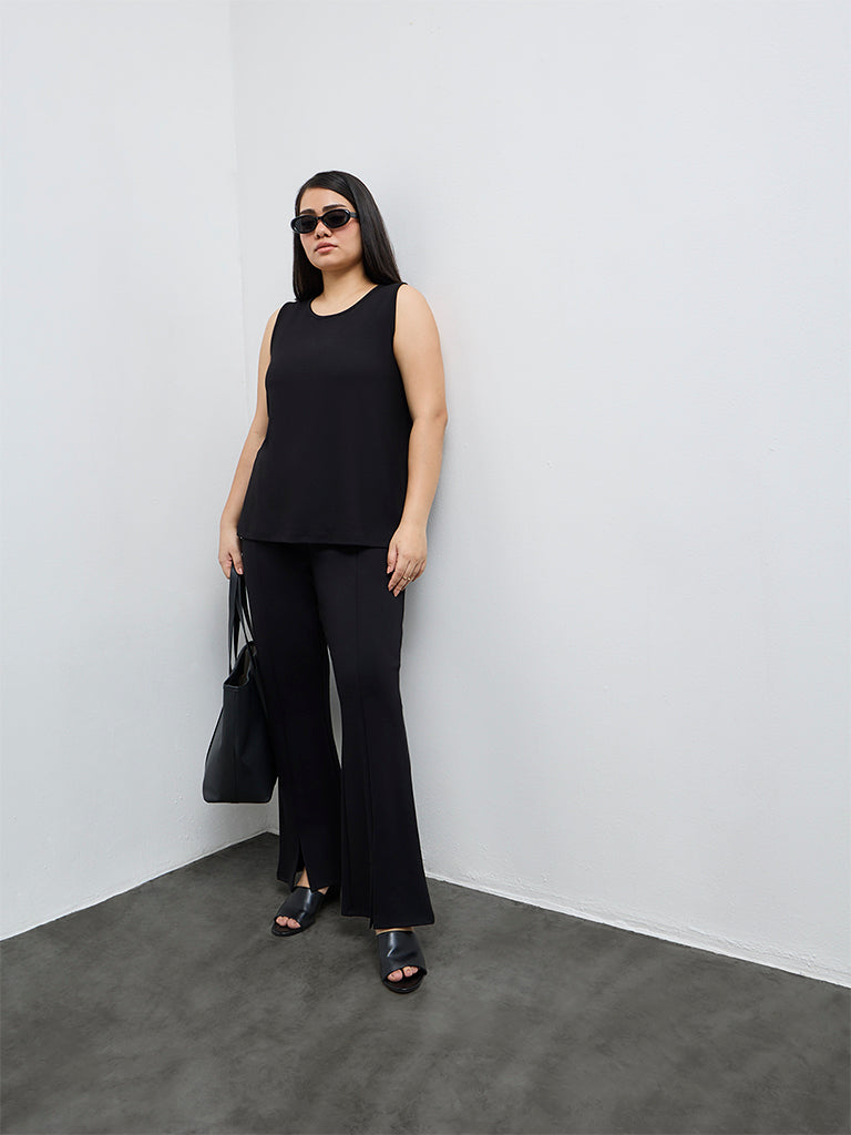 Gia Black Solid Top
