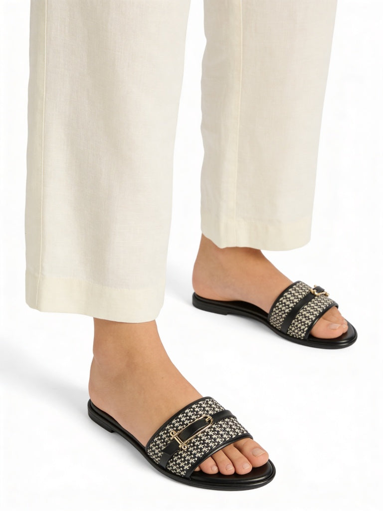 LUNA BLU Black Raffia Textured Slides