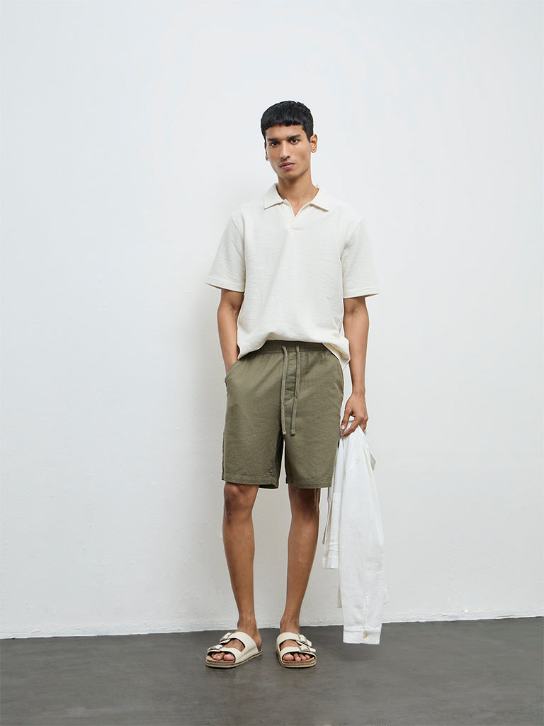 ETA Olive Solid Relaxed-Fit Mid-Rise Cotton Shorts