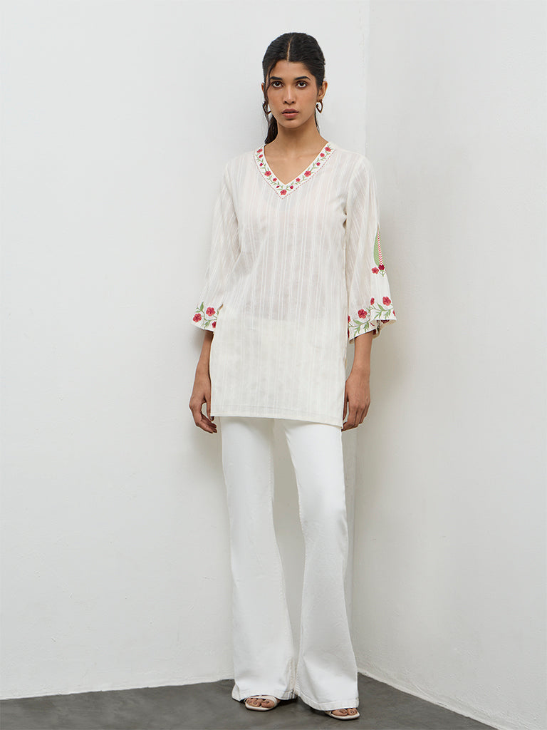 Utsa Off-White Floral Embroidered Cotton Kurti
