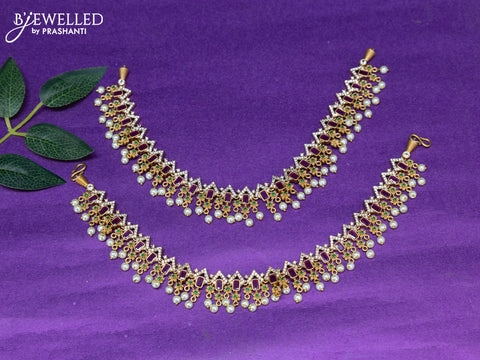 Antique anklet with kemp & cz stones and pearl hangings