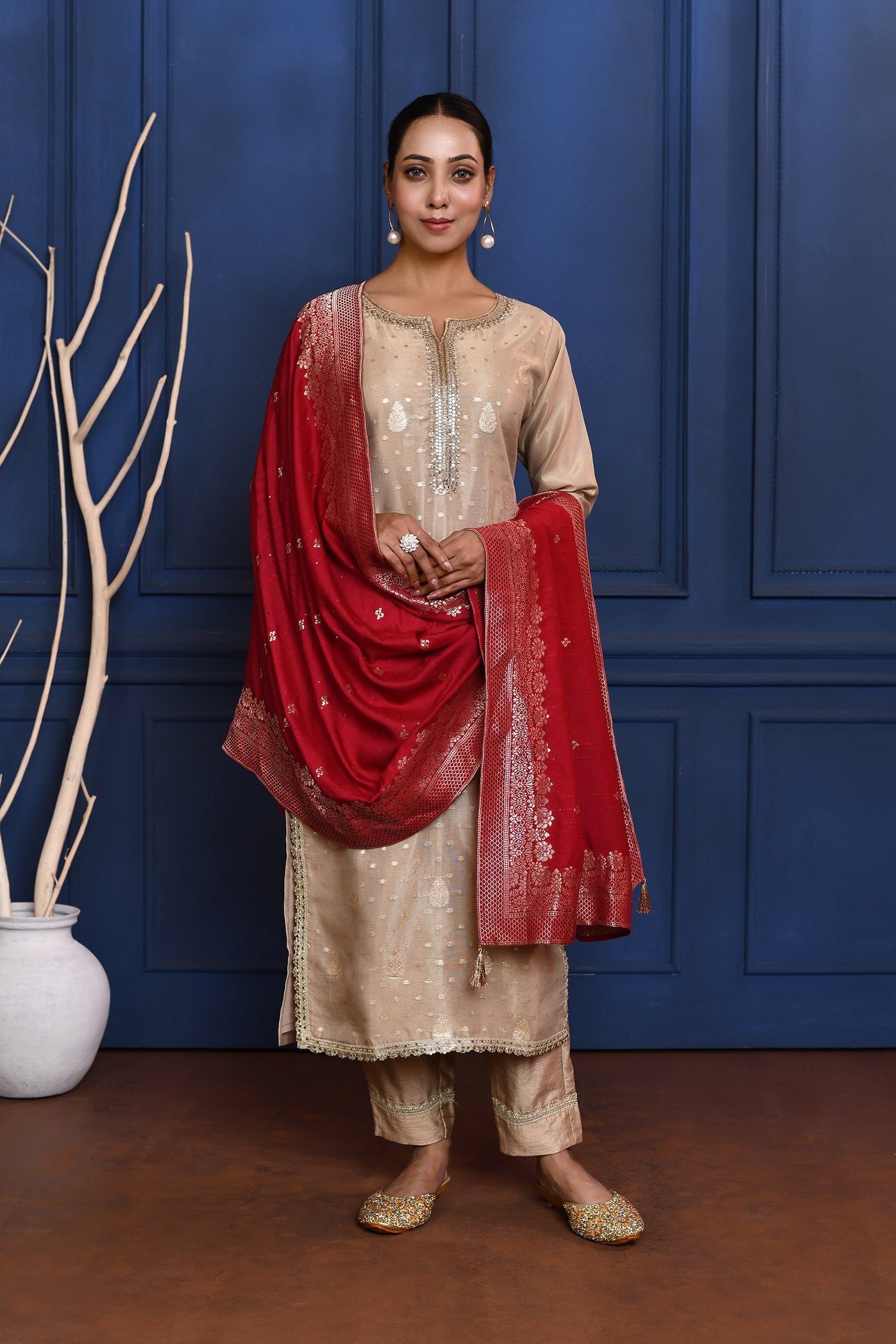 Off-White Tissue Banarasi Kurta Set