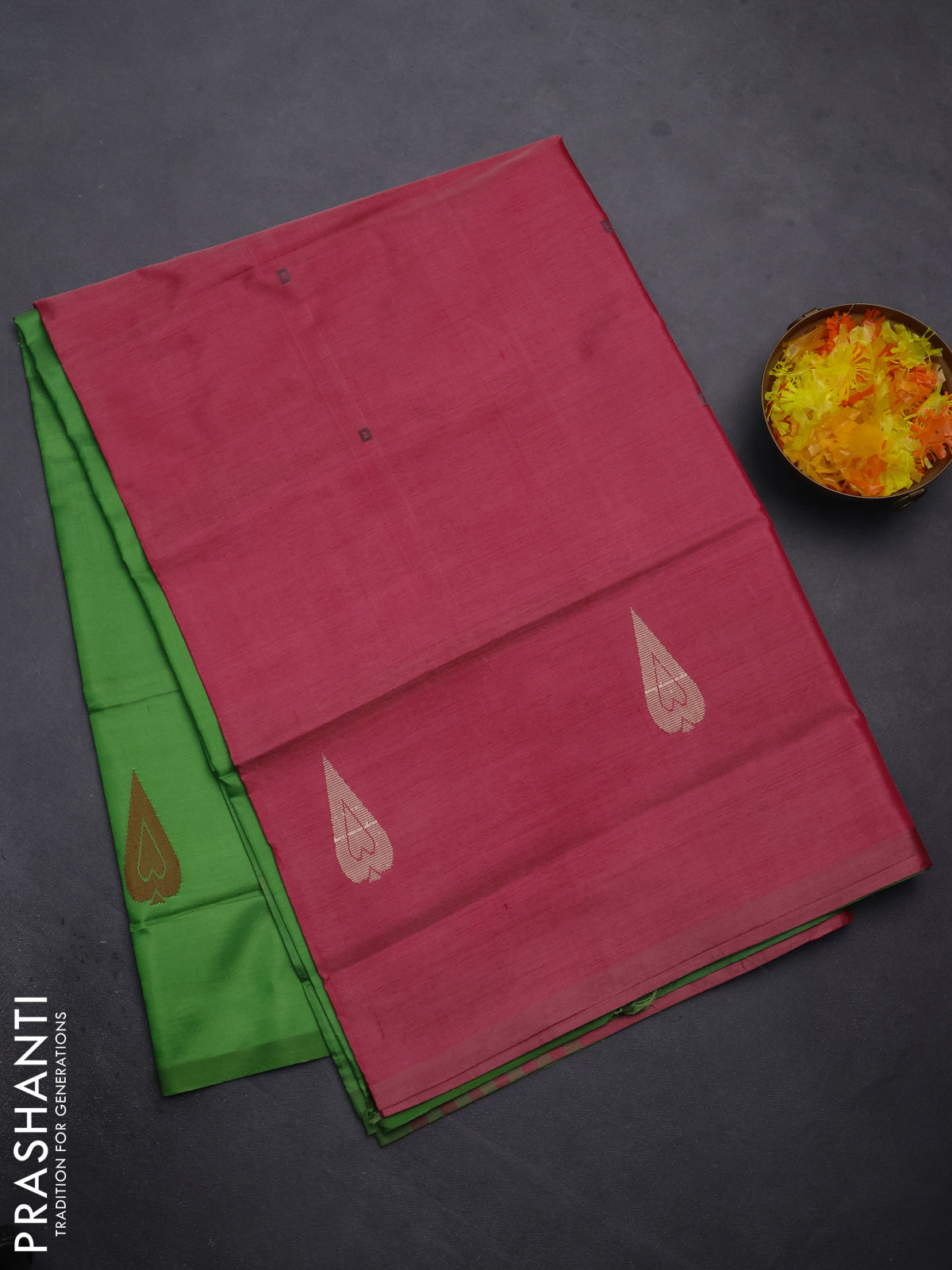 Banana pith saree pink shade and green with thread woven buttas in borderless style
