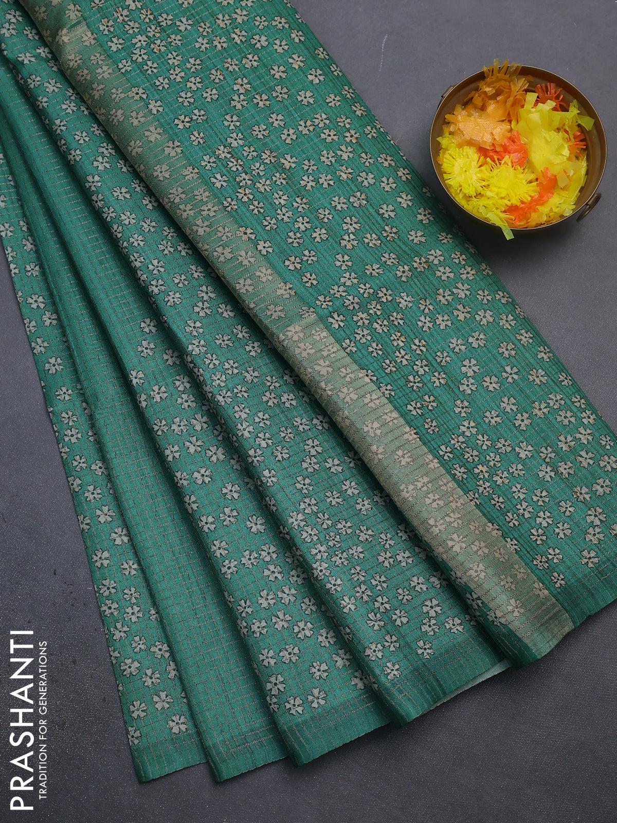 Chappa saree green with allover small zari checked pattern and floral digital printed pallu