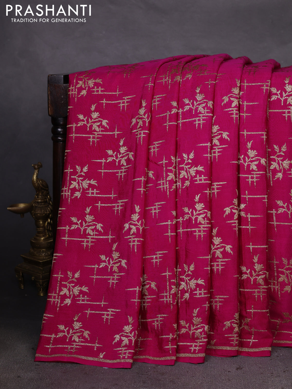 Banarasi crepe saree pink with woven buttas in borderless style