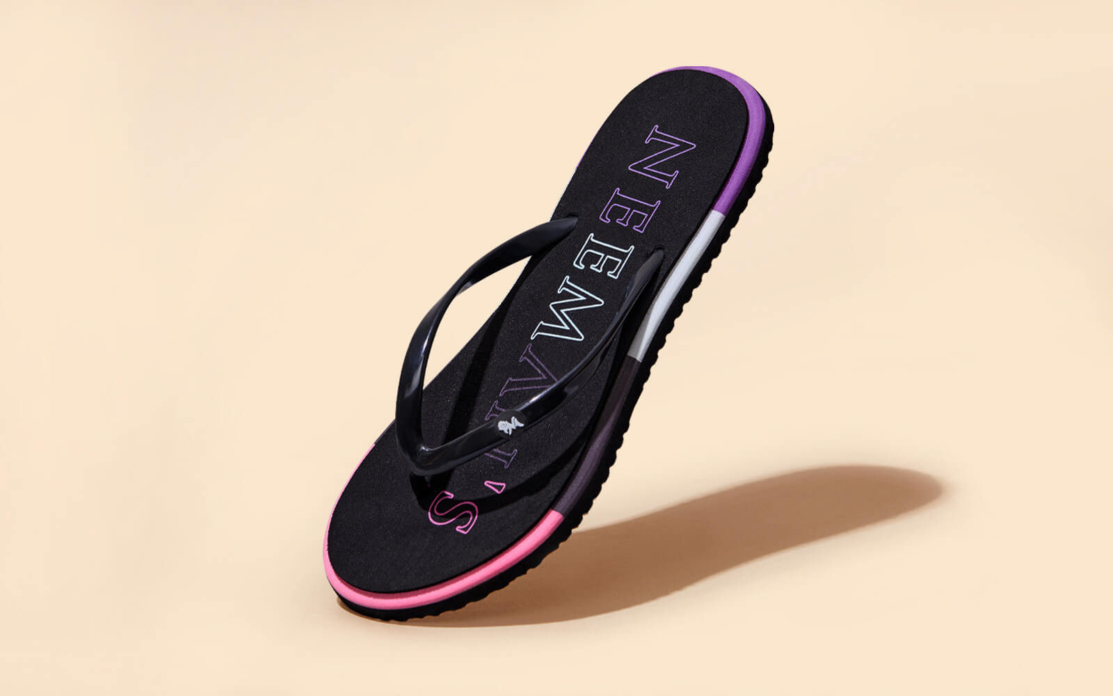 Recreation Flips (Women Exclusive) : Black