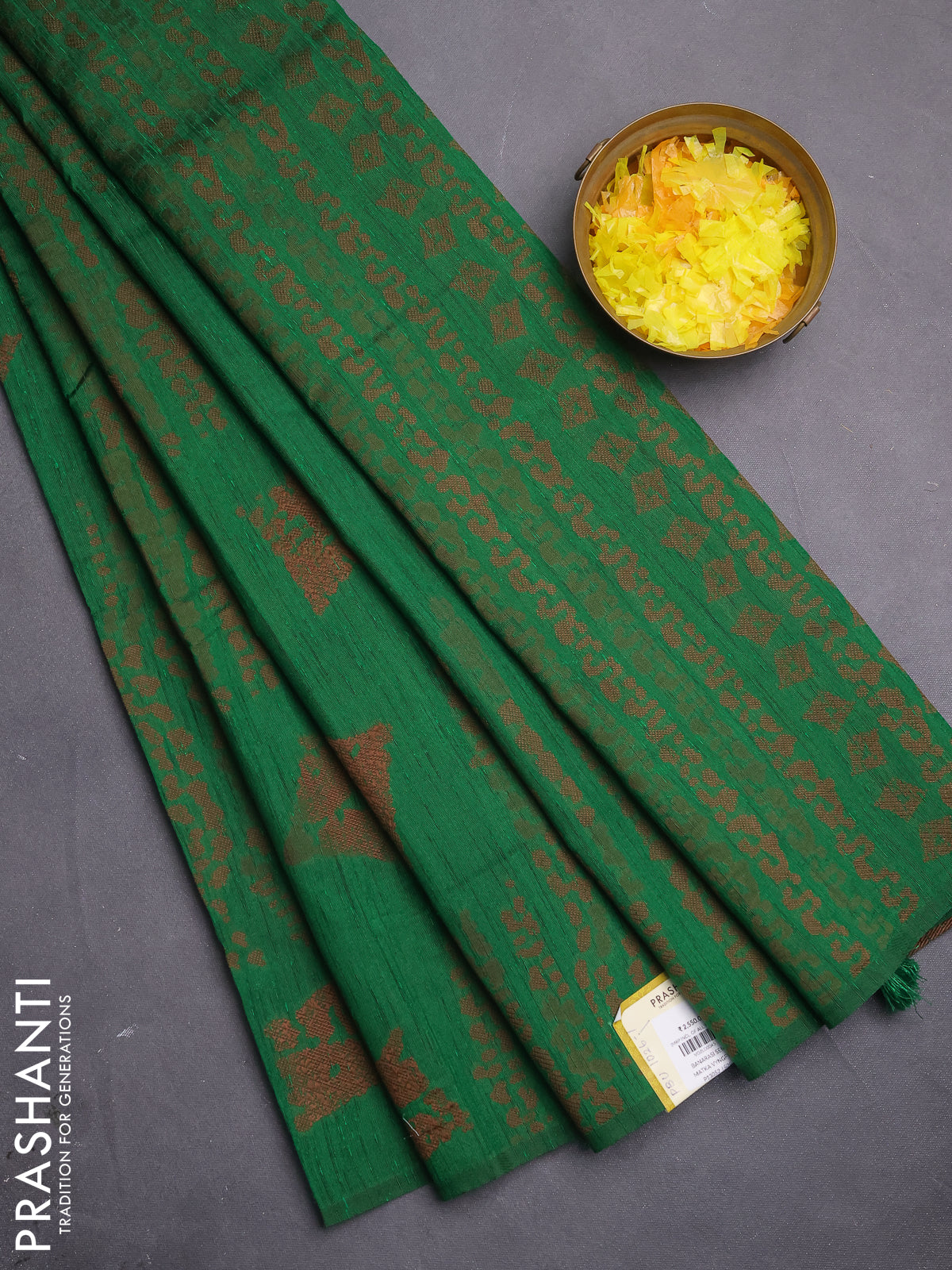 Banarasi semi matka saree green with allover thread weaves and thread woven border