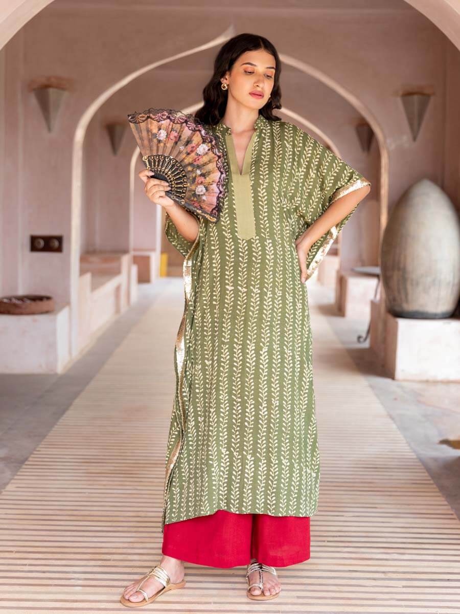Raabta Modal Kaftan Kurta