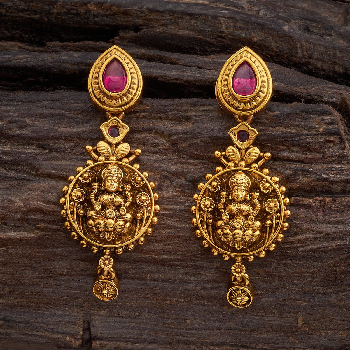 Antique Earring 170572