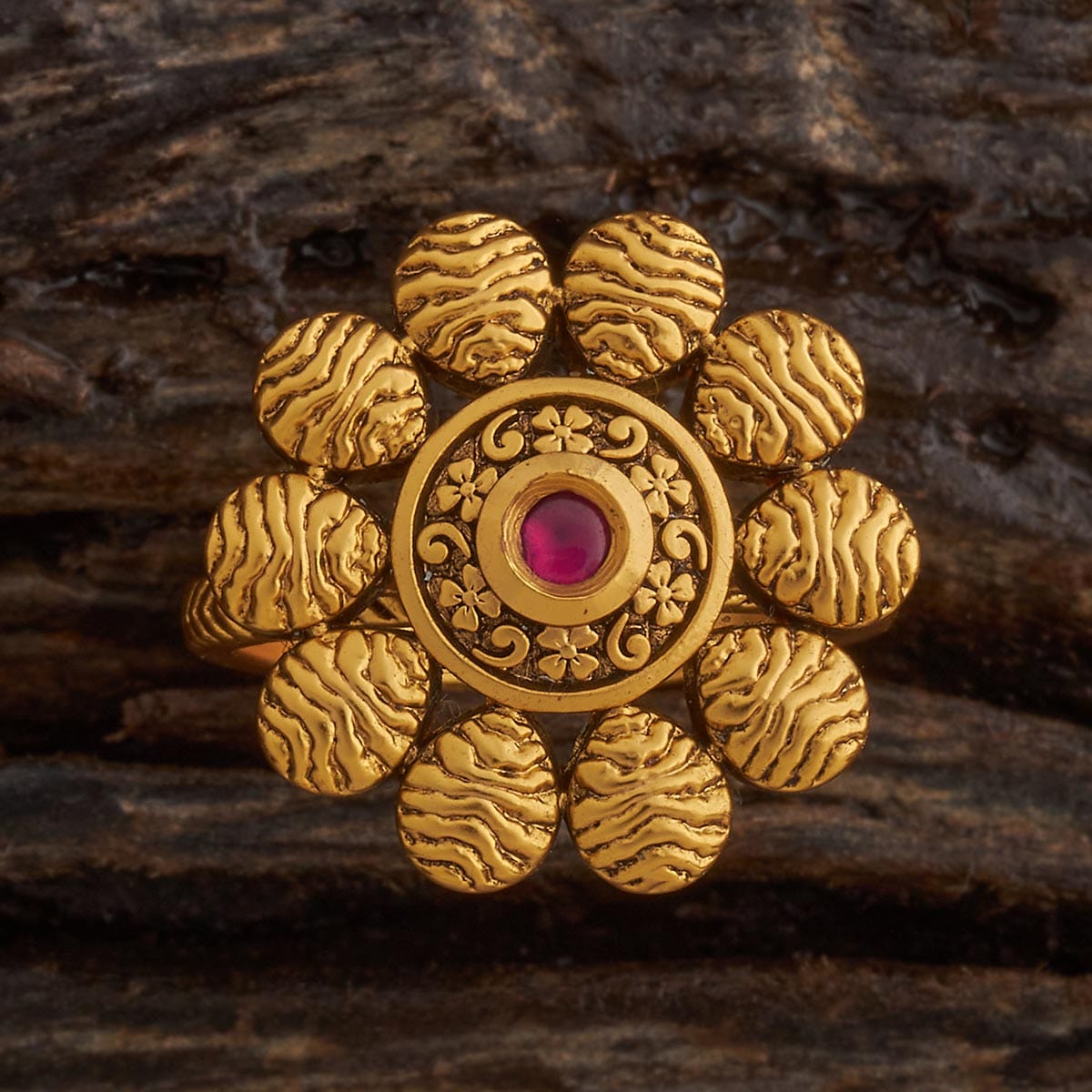 Antique Finger Ring 182182