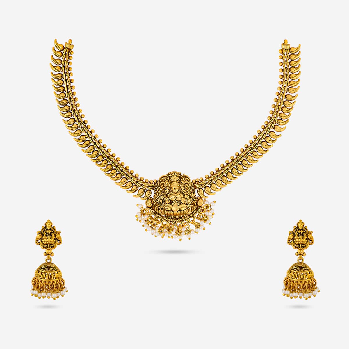 Antique Necklace 190930