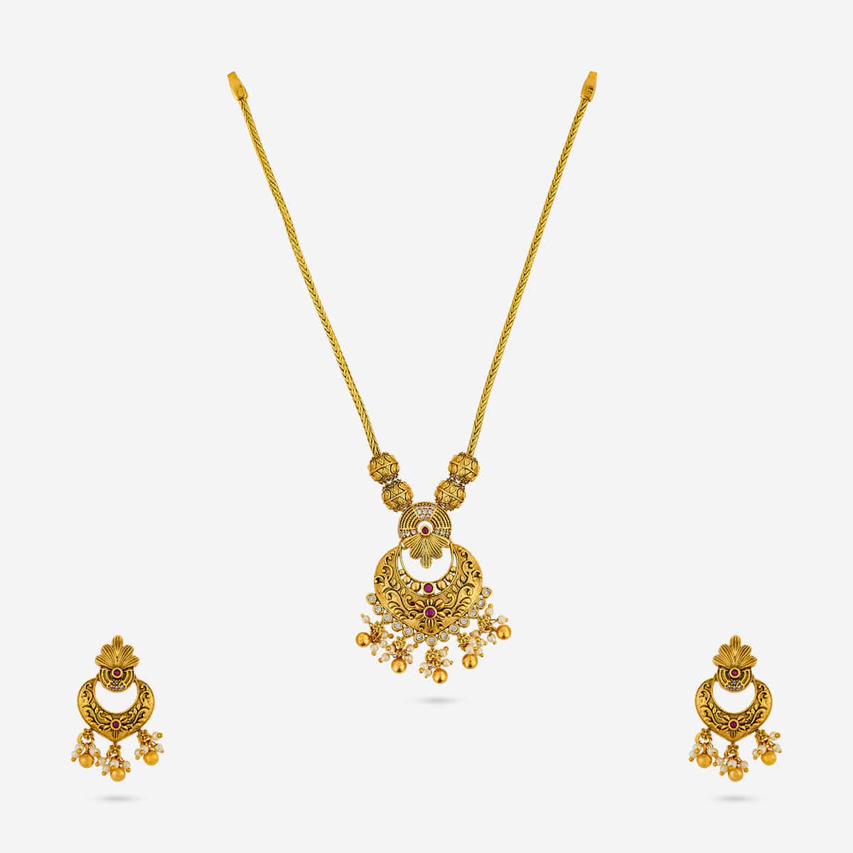 Antique Necklace 195079