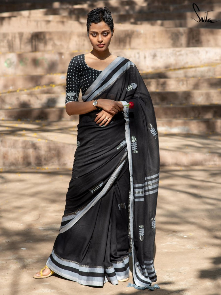 Beige Satin Silk Saree Petticoat Indian Sari Inner wear Inskirt Underskirt  Skirt : : Clothing, Shoes & Accessories