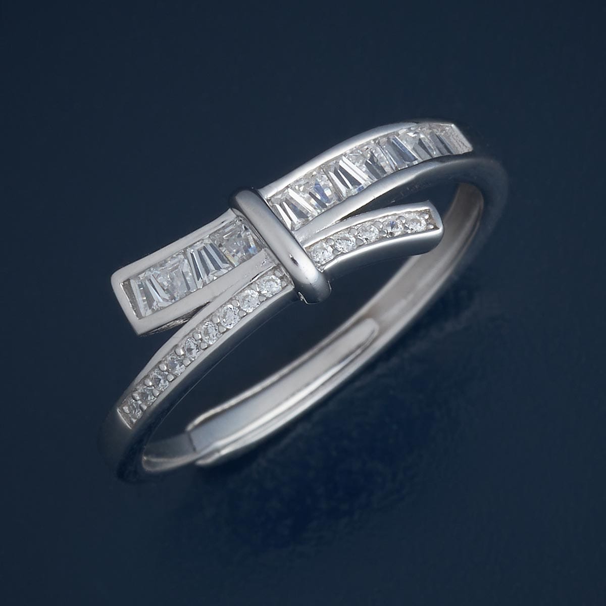 92.5 Silver Finger Ring 182929