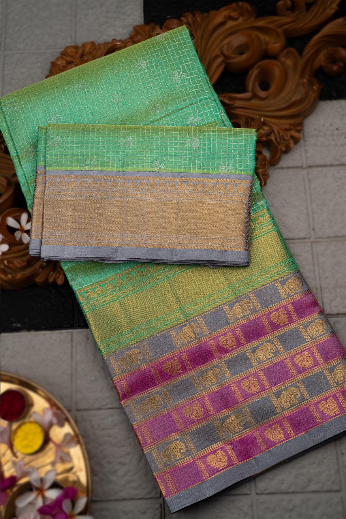 Uppada Silk Checks And Buttis Light Green Saree